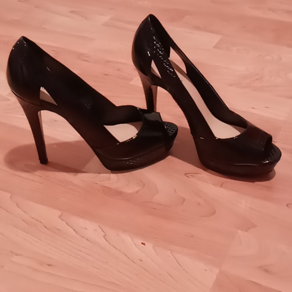 NWOT Nine West Black Patent Open Toe Heels
